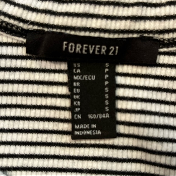 Essential Super Soft Tank Top - Picture 2 of 5